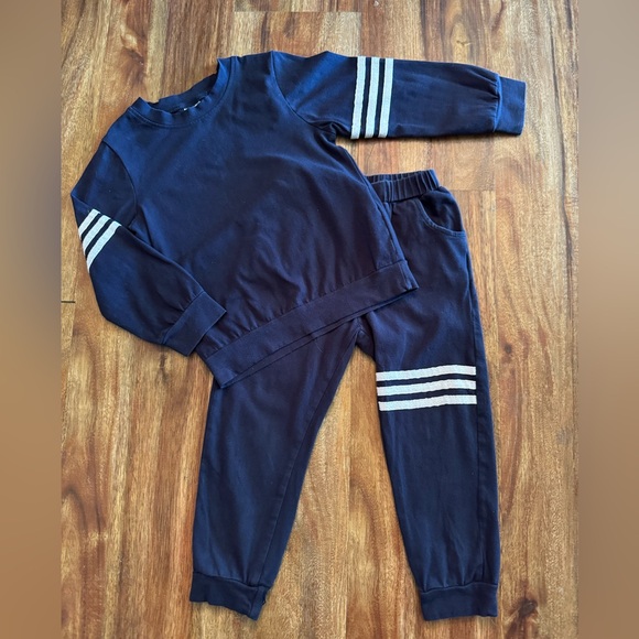 Other - Boys Active Wear Two Piece Outfit, Size 3-4T